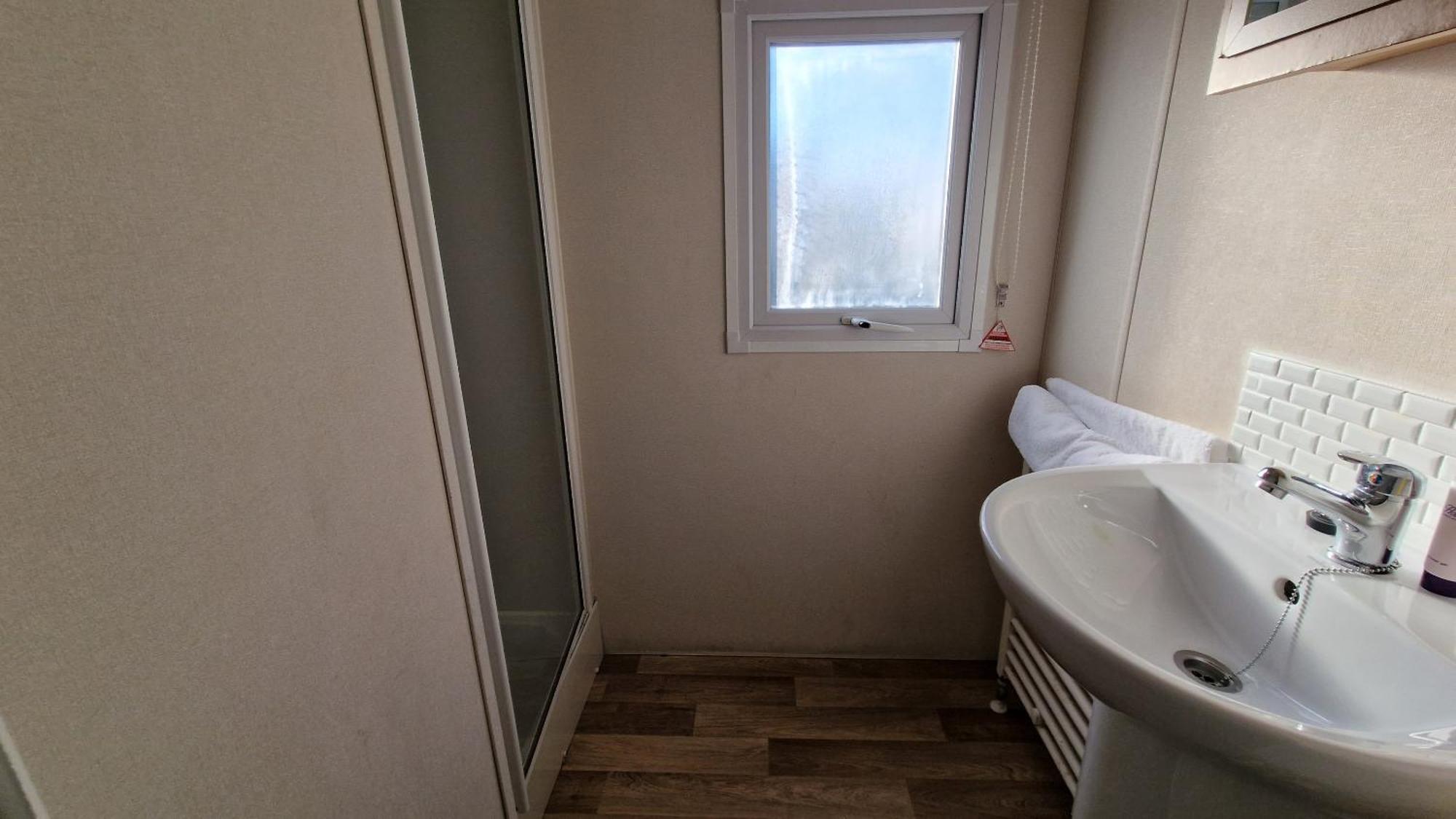 Sea Haven - 4 Bedroom Static Near The Beach Dymchurch Ngoại thất bức ảnh